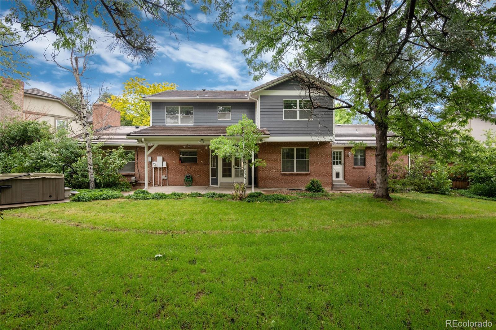 10938 E Crestridge Circle