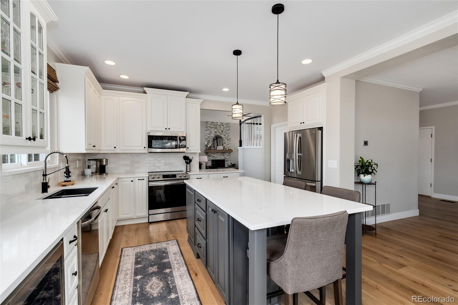 15952 Parkside Drive