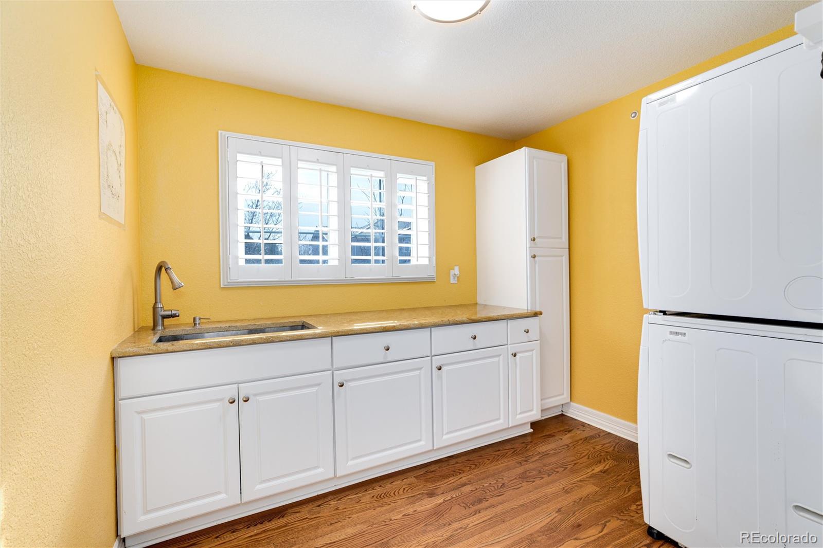 16155 E Oakwood Drive