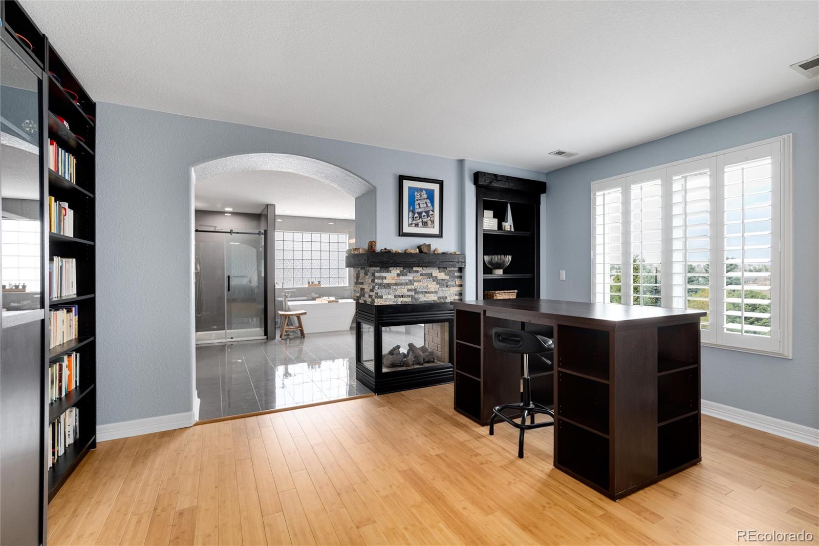 16155 E Oakwood Drive