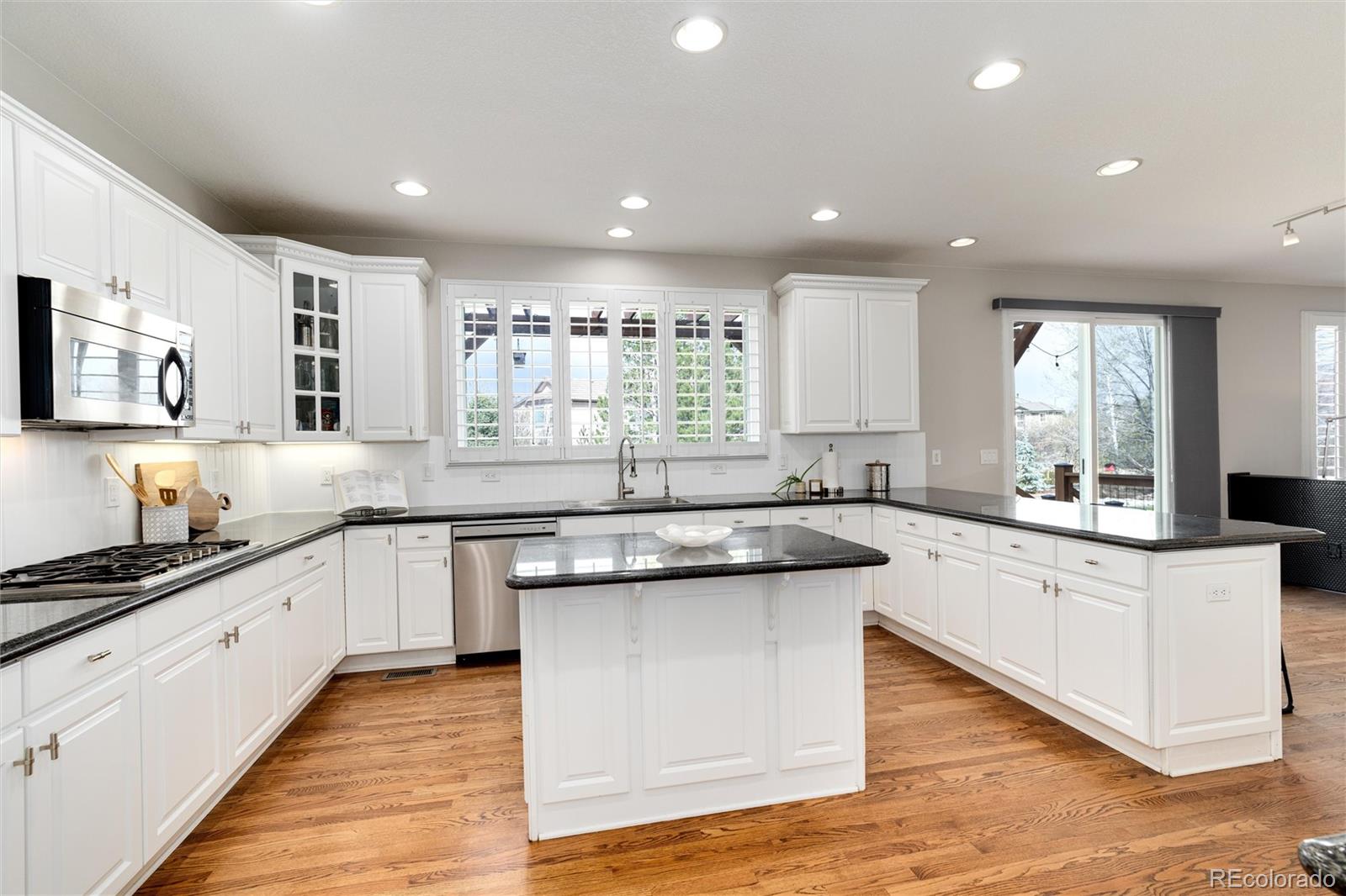 16155 E Oakwood Drive