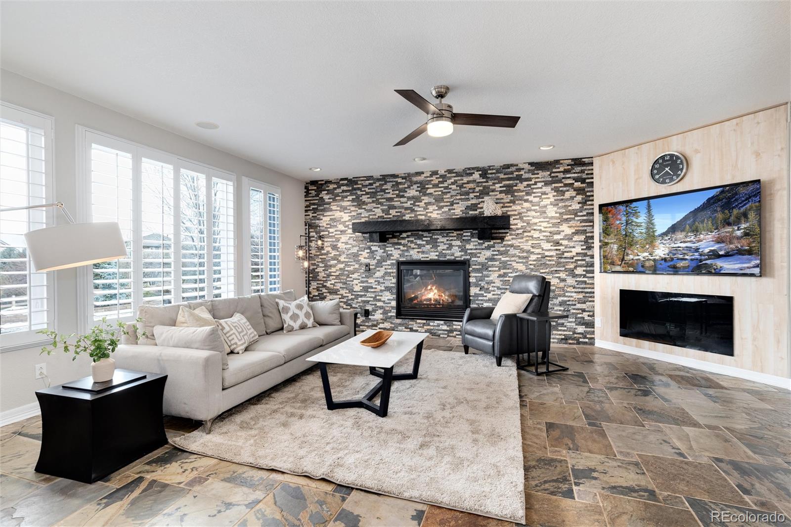 16155 E Oakwood Drive