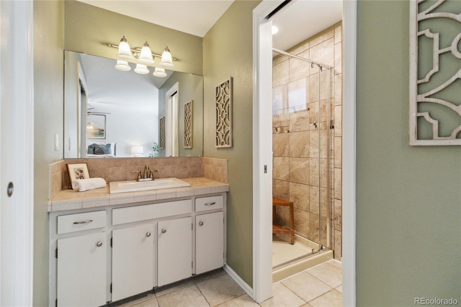 14022 W Alaska Drive