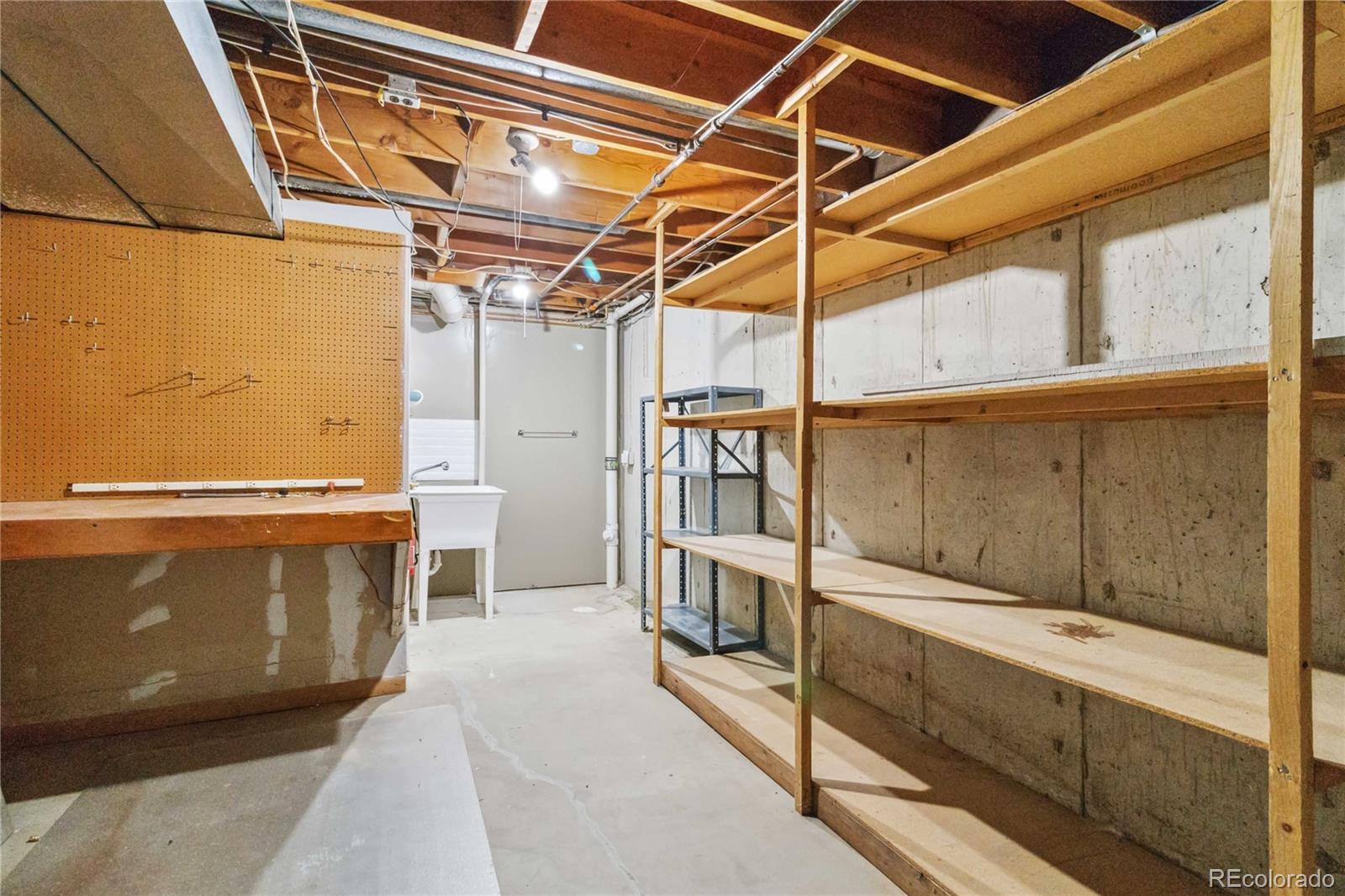 14022 W Alaska Drive