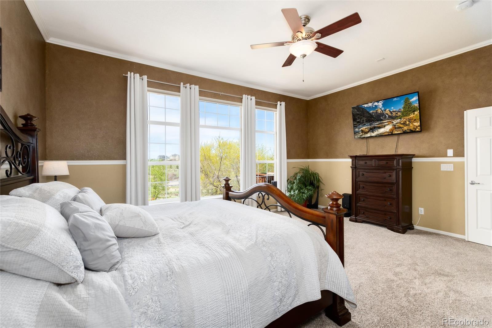 10553 Kicking Horse Drive