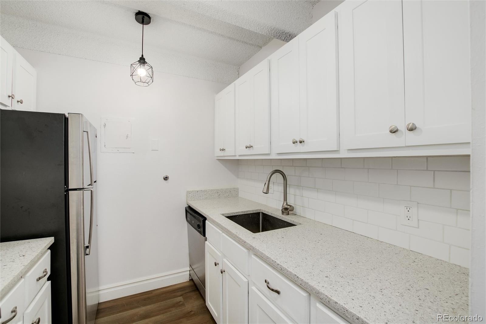 1365 Columbine Street Unit: 205