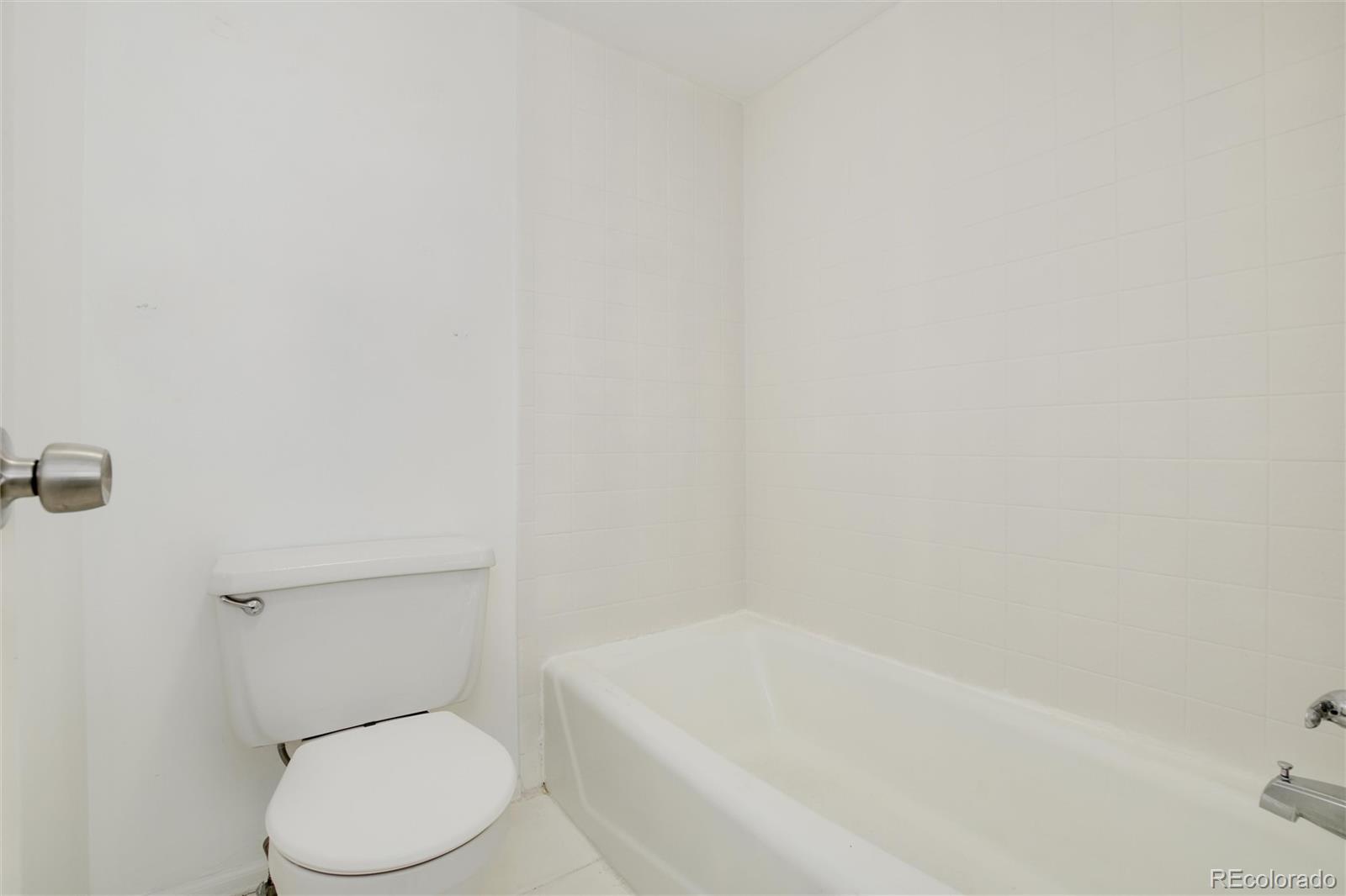 1365 Columbine Street Unit: 205