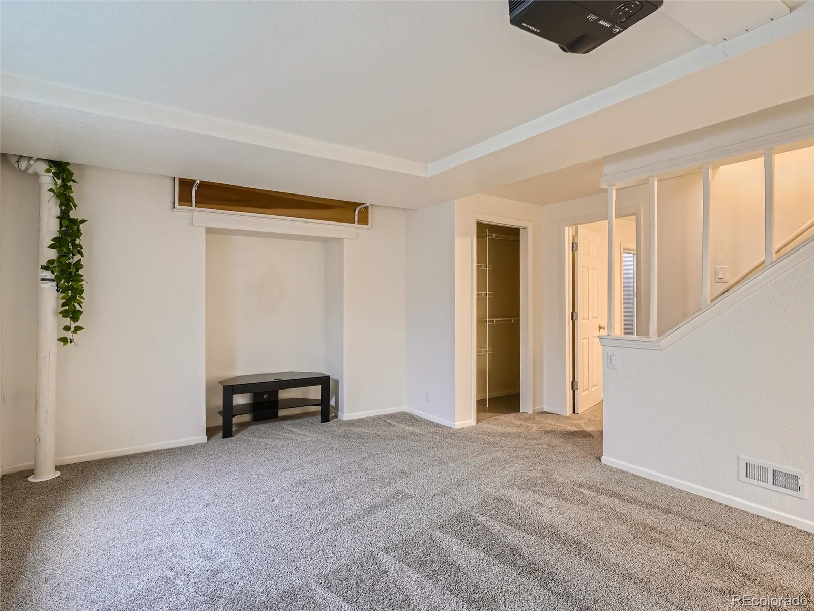 14231 E Dickinson Drive Unit: D