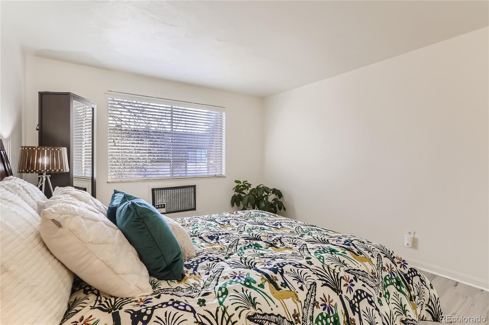 2635 S University Boulevard