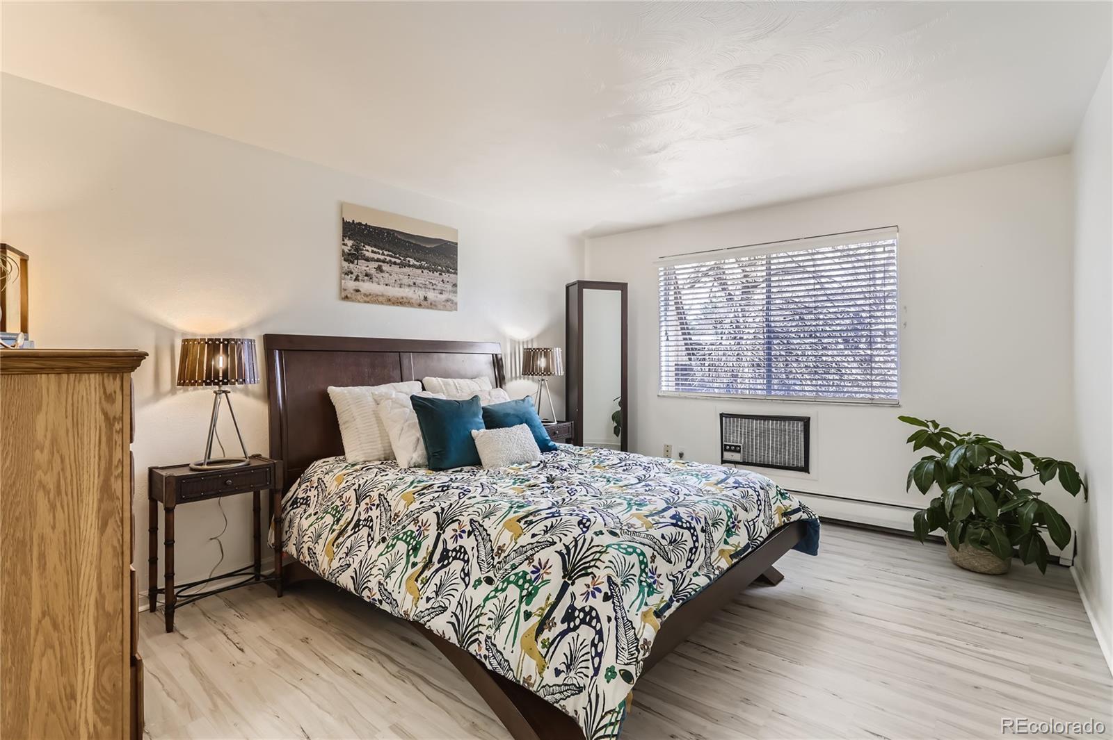 2635 S University Boulevard