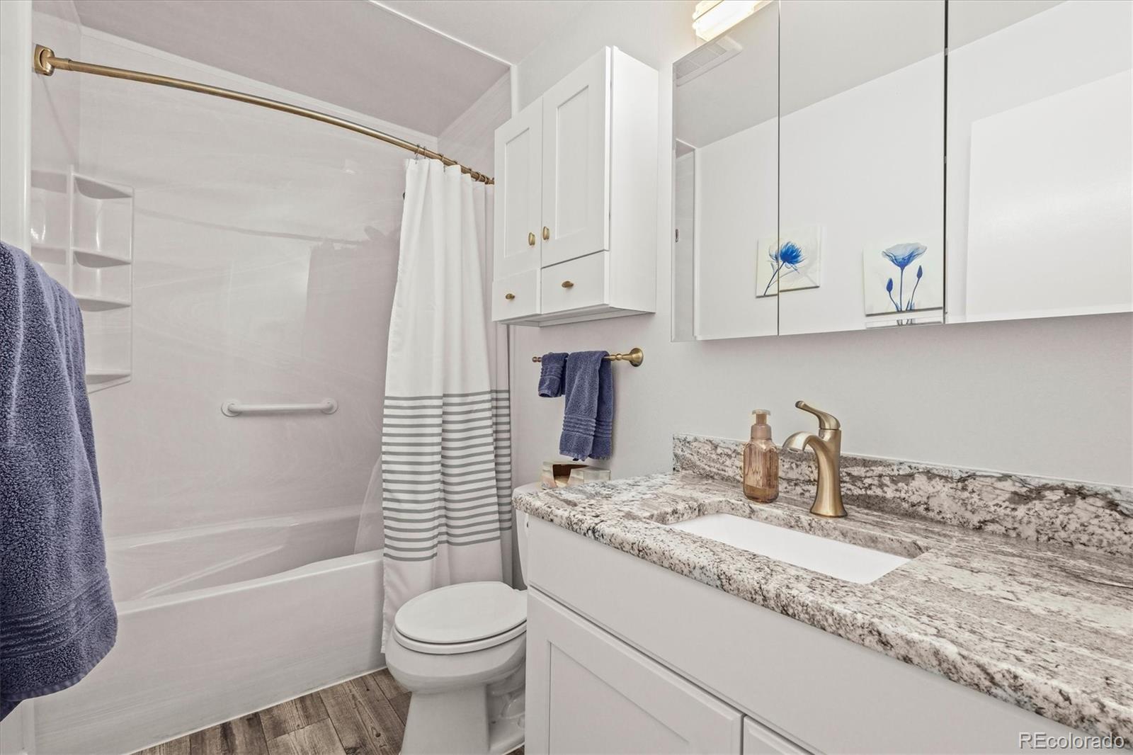 6568 S Dahlia Circle