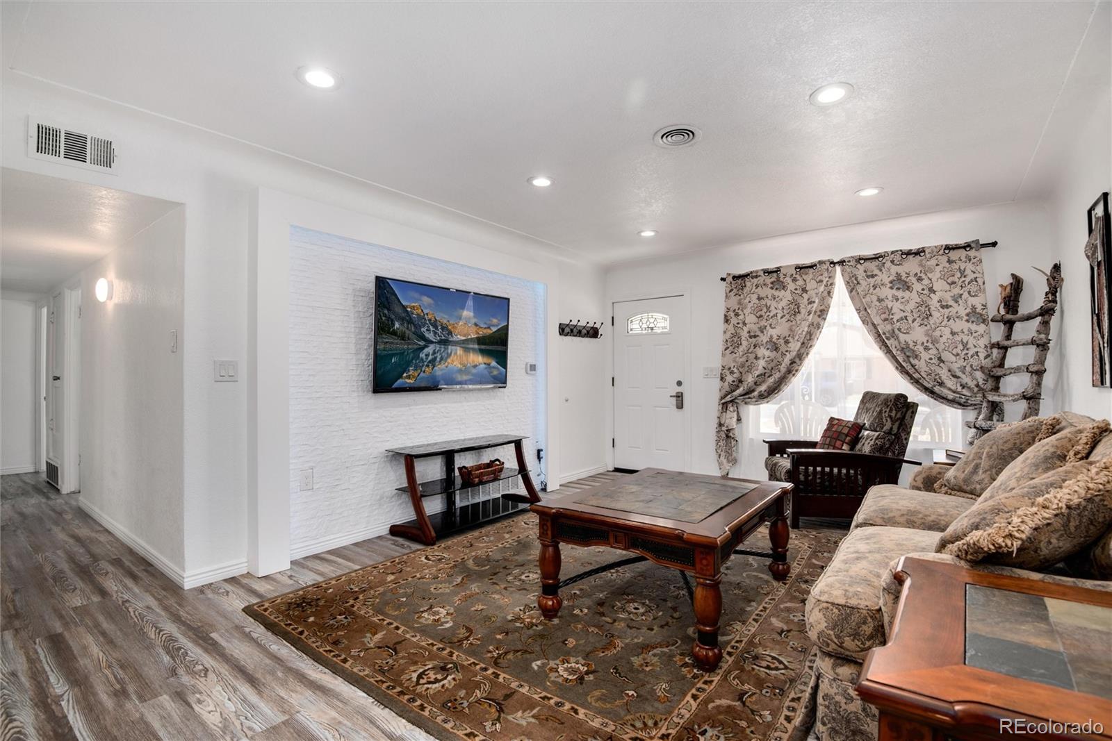 1156 Scranton Street