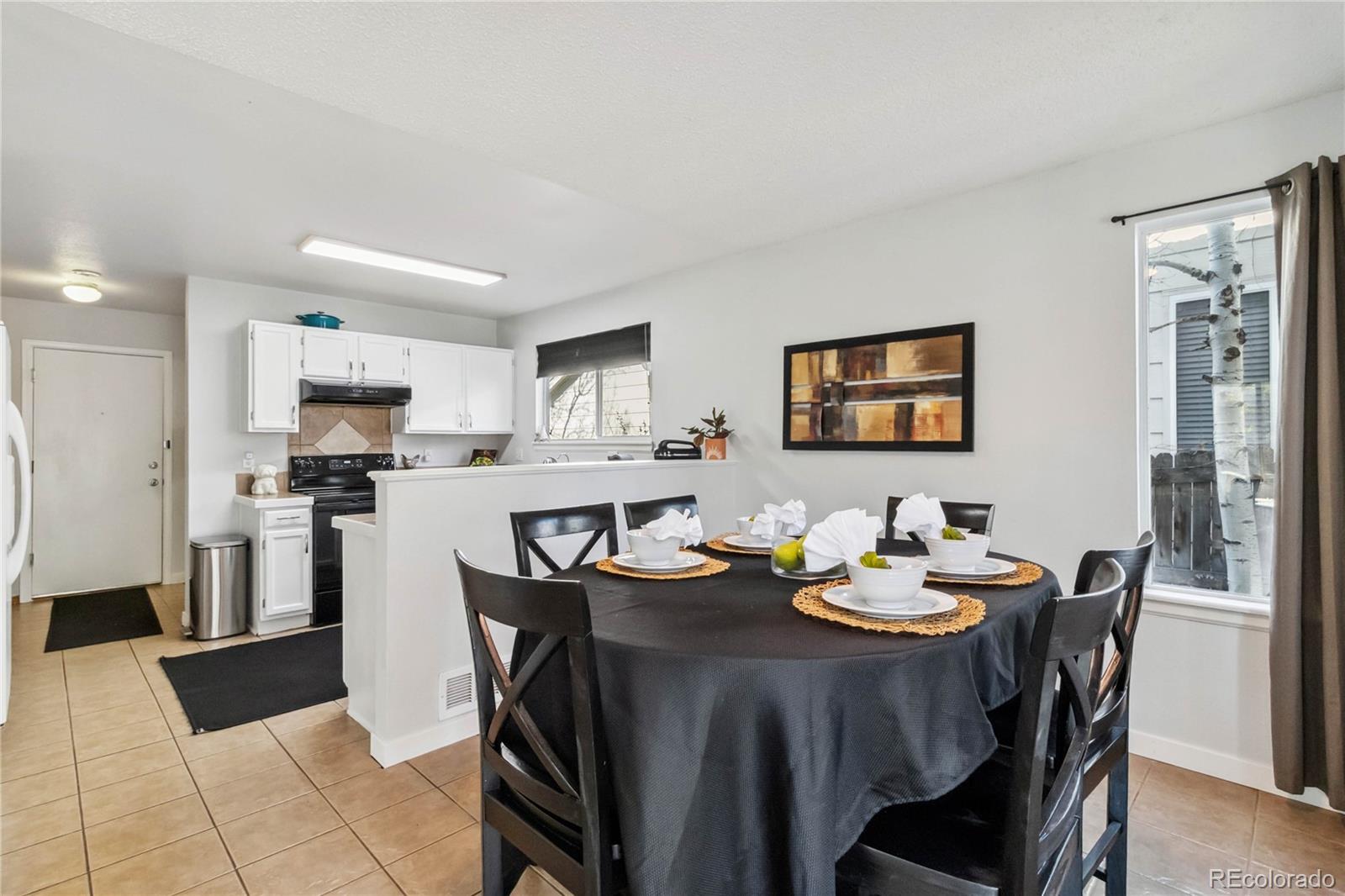 5425 W 115th Place