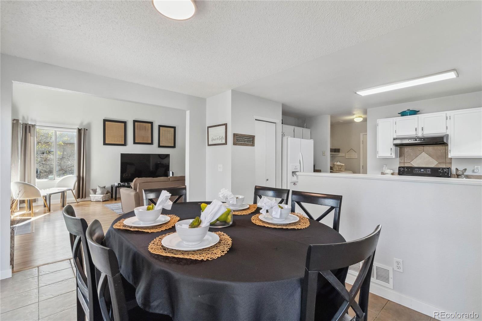 5425 W 115th Place