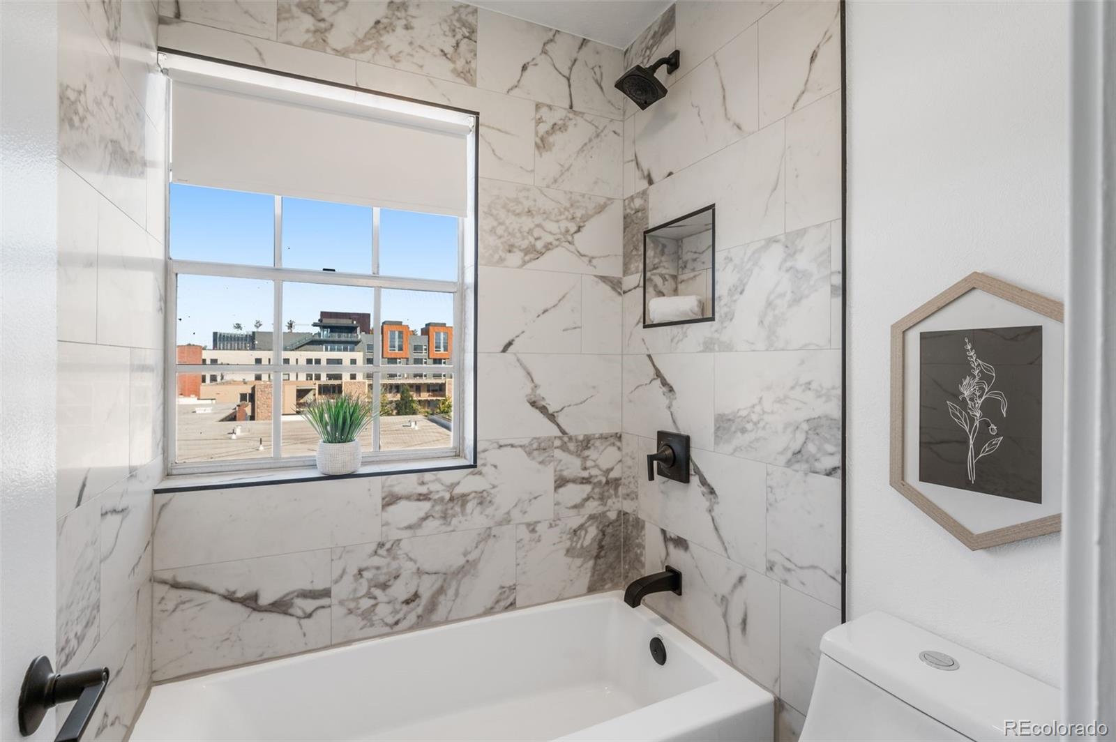 252 N Pennsylvania Street Unit: 507