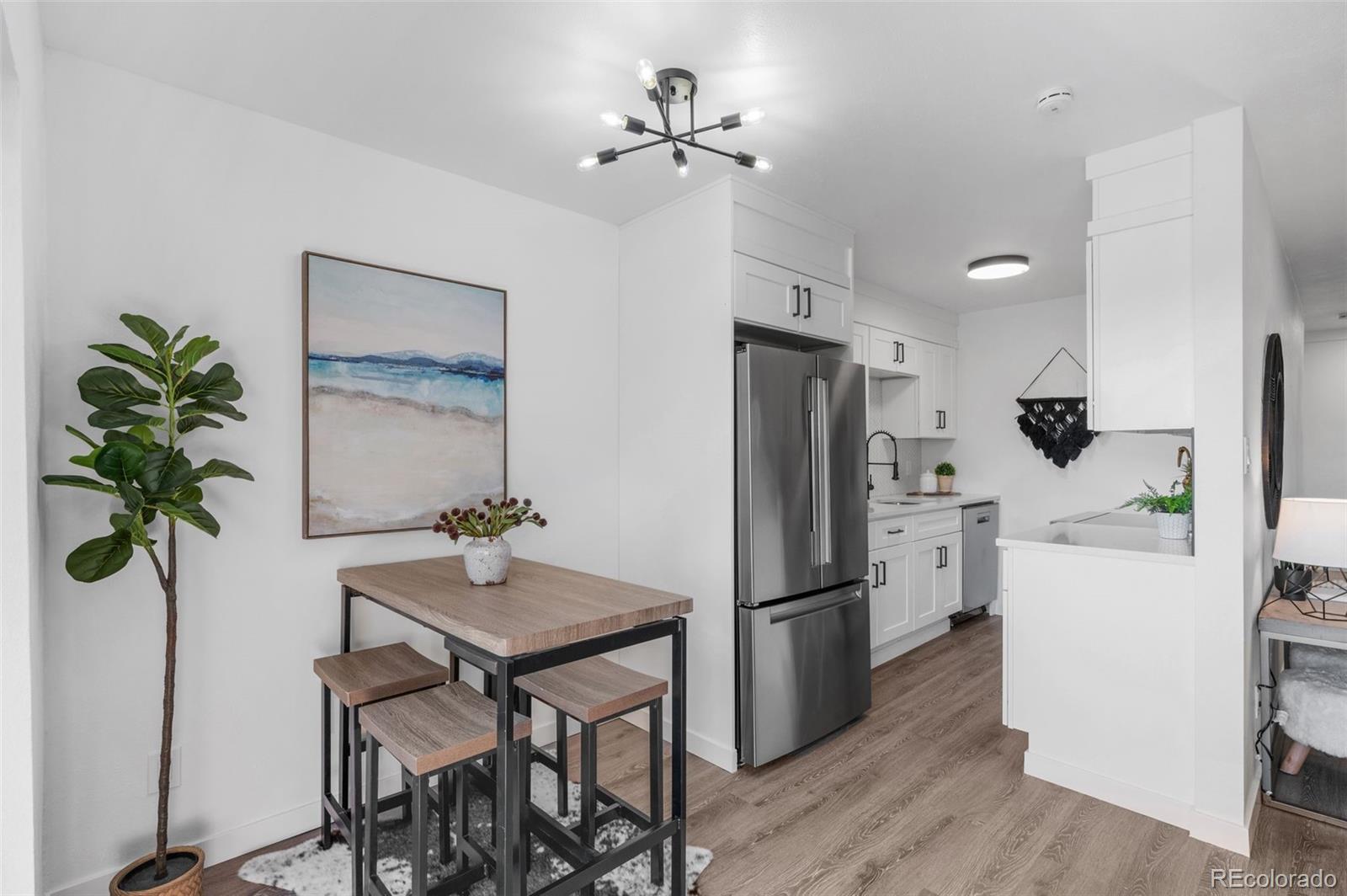 252 N Pennsylvania Street Unit: 507