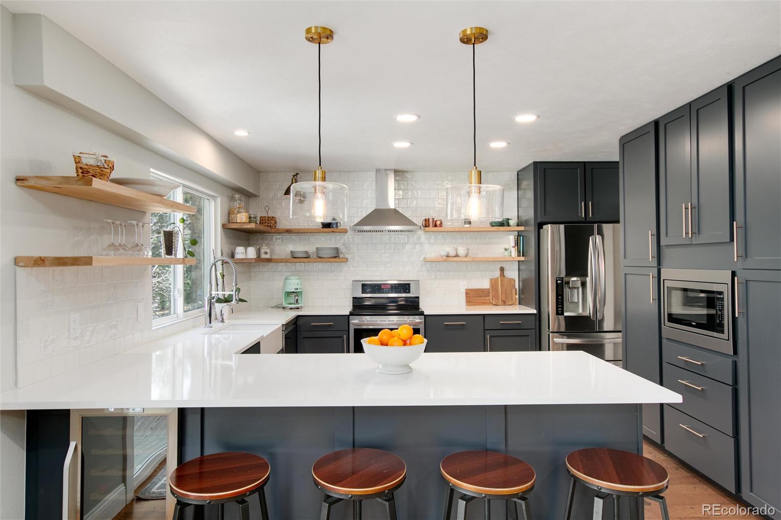 6081 E Mineral Drive