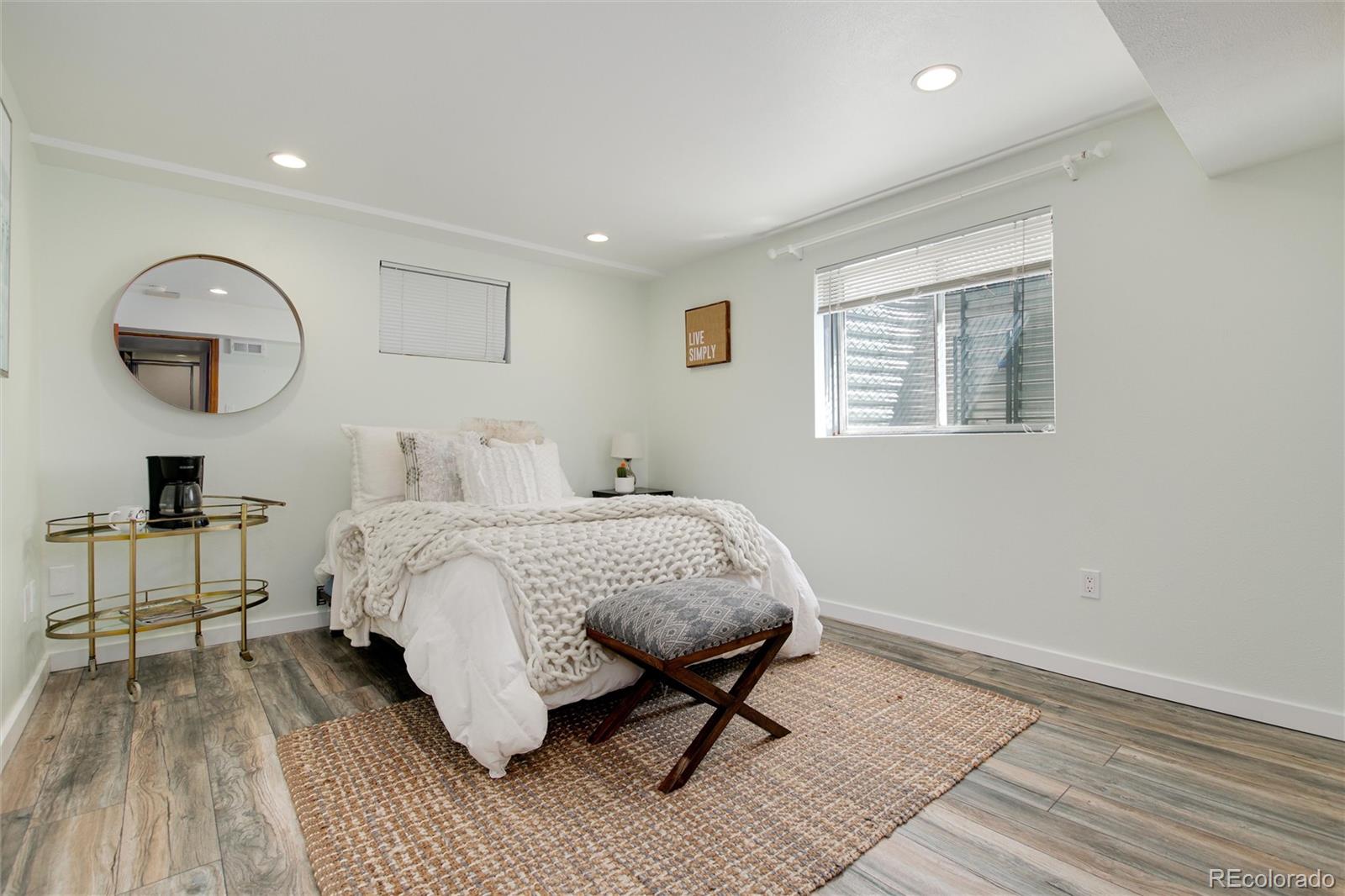 6081 E Mineral Drive