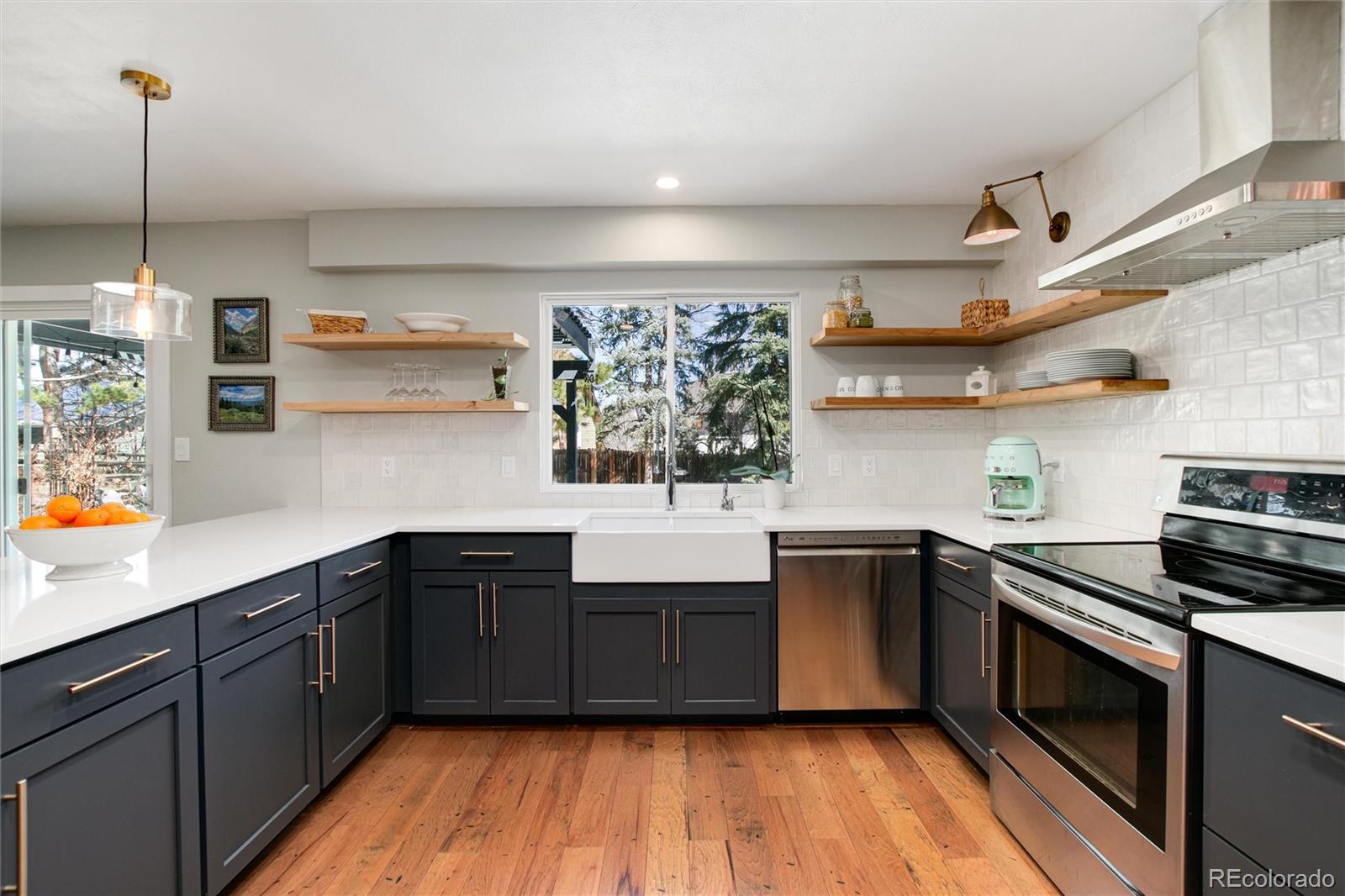 6081 E Mineral Drive