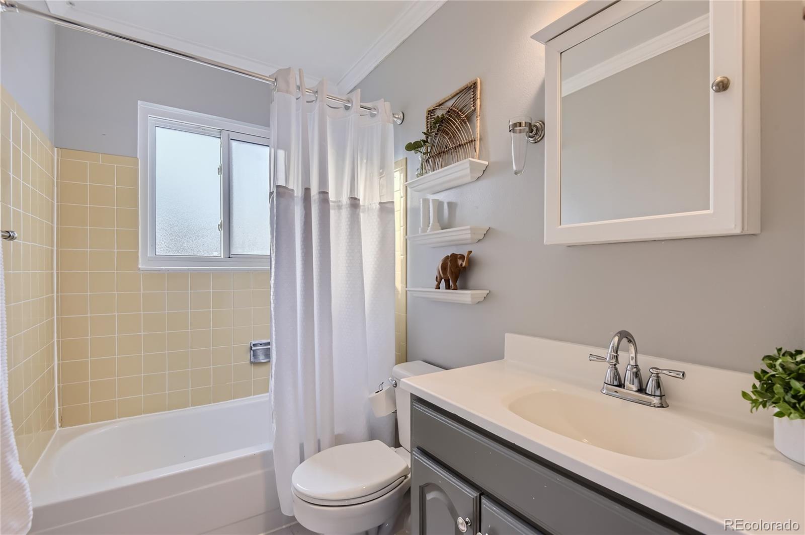 6925 S Dexter Street