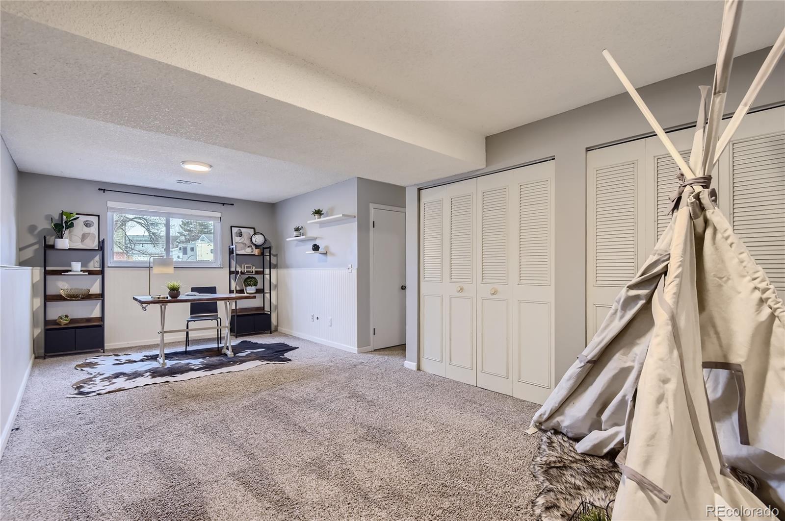 6925 S Dexter Street