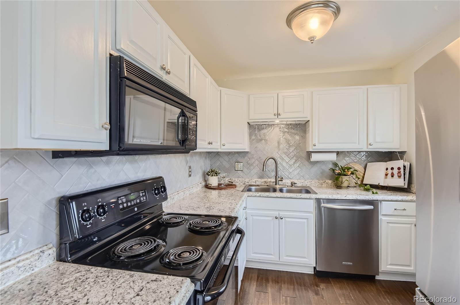 6925 S Dexter Street