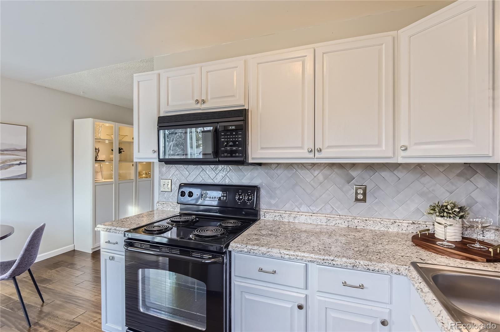 6925 S Dexter Street