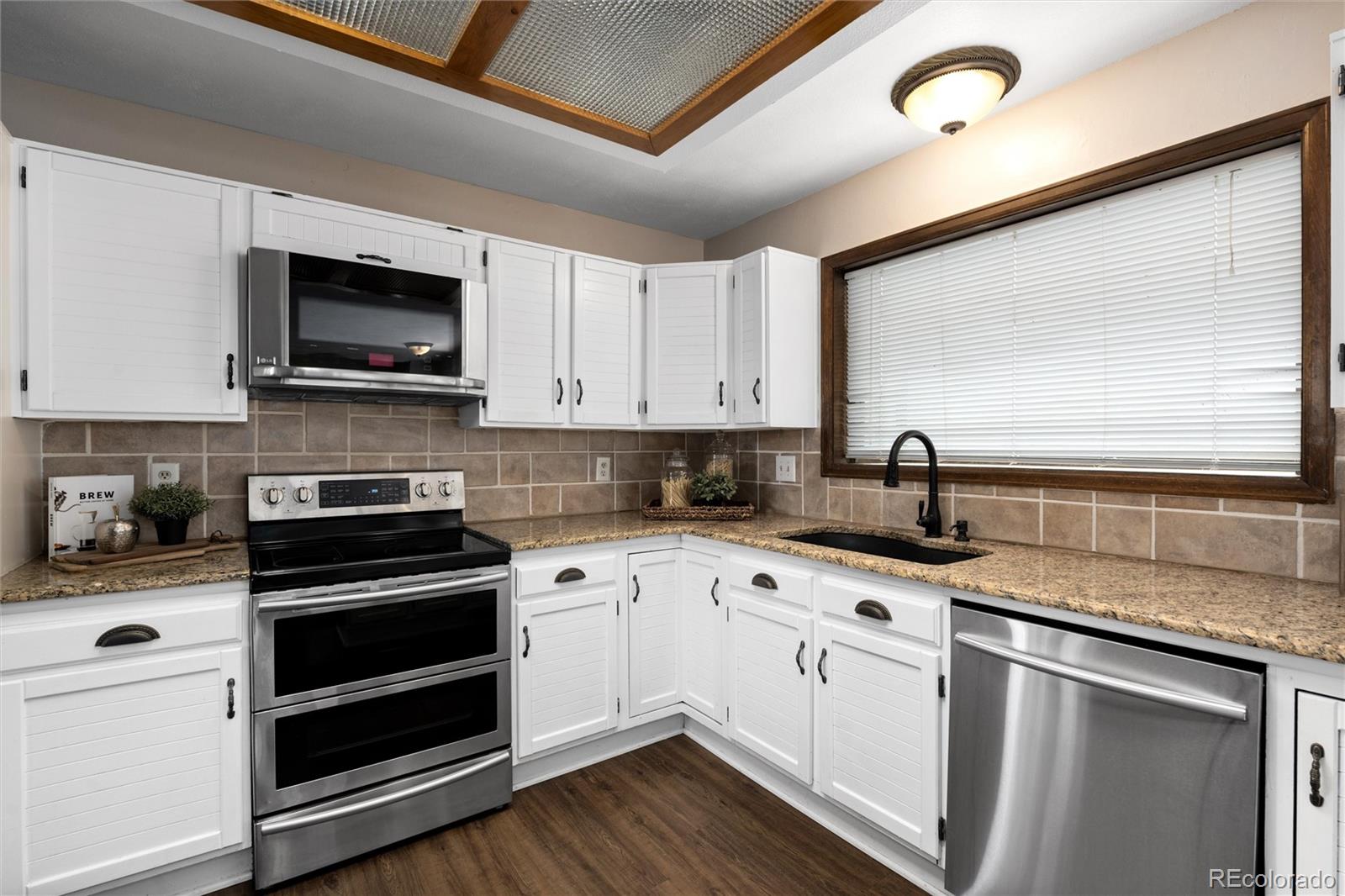 1225 Goldsmith Drive