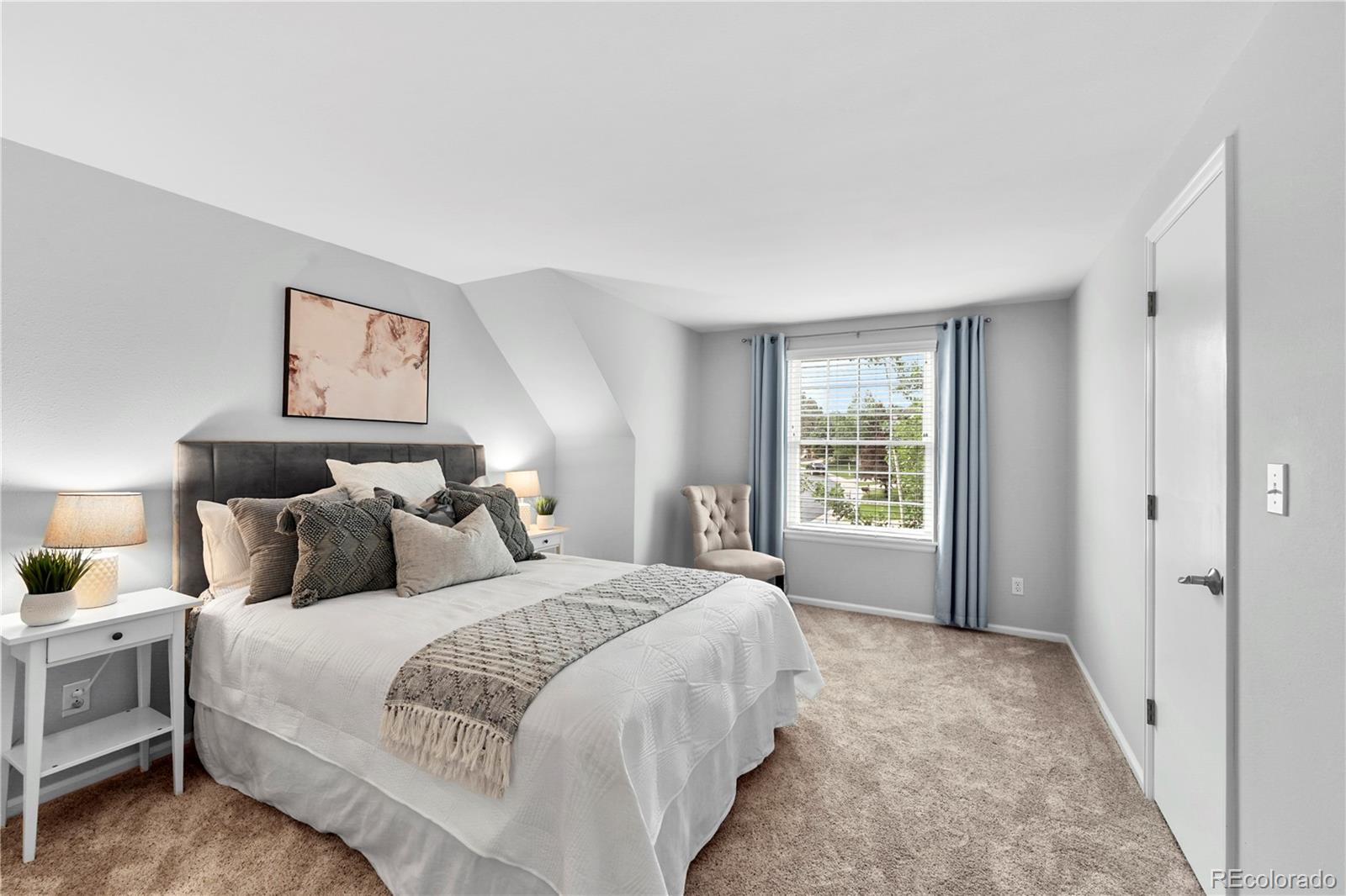 8896 W Prentice Avenue