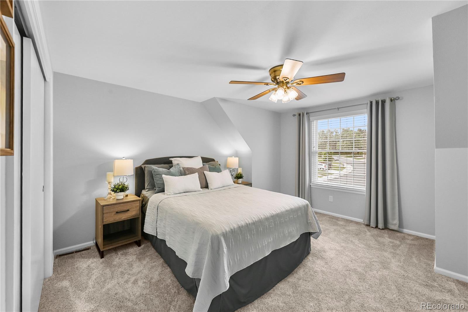 8896 W Prentice Avenue