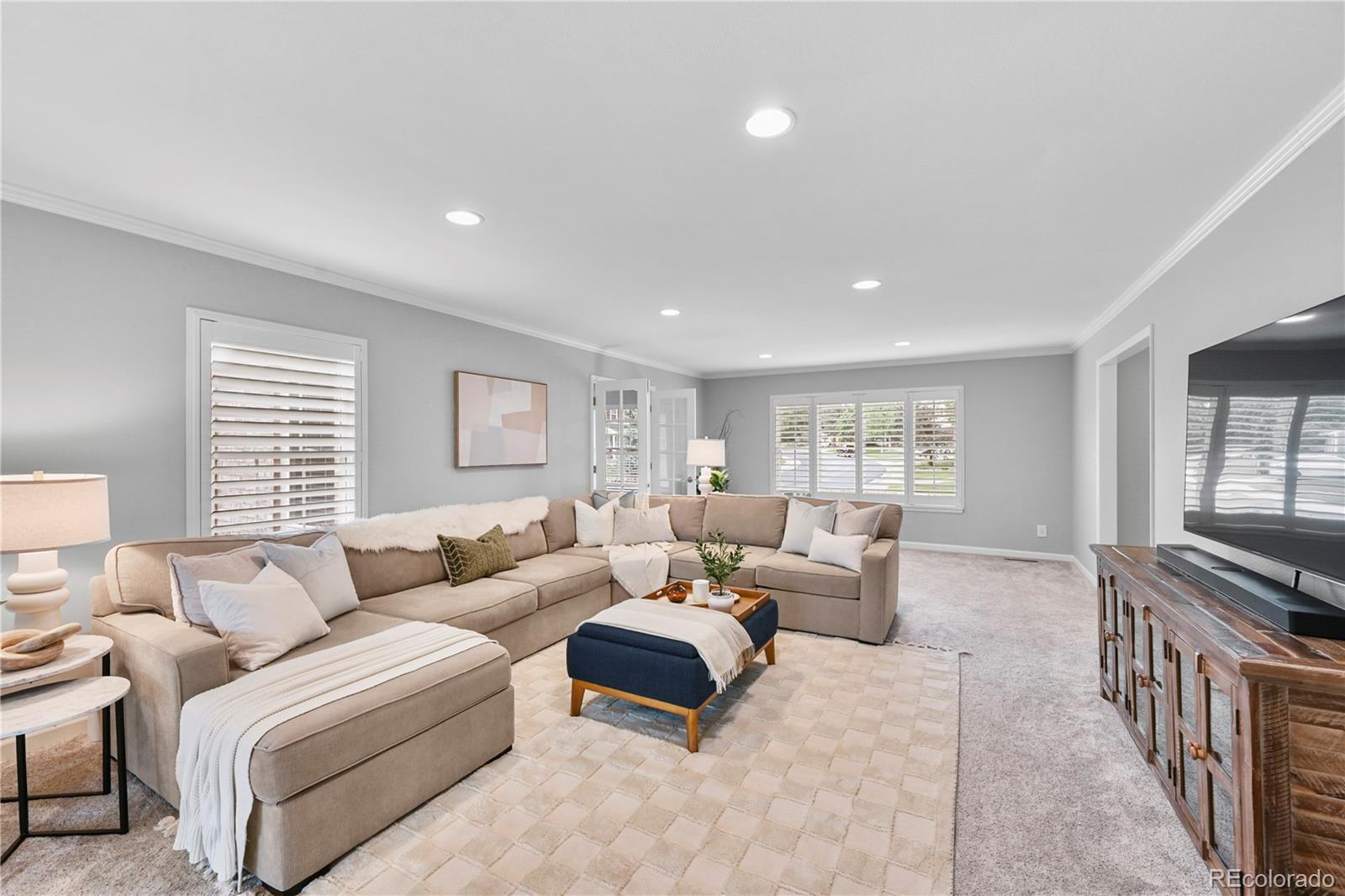 8896 W Prentice Avenue