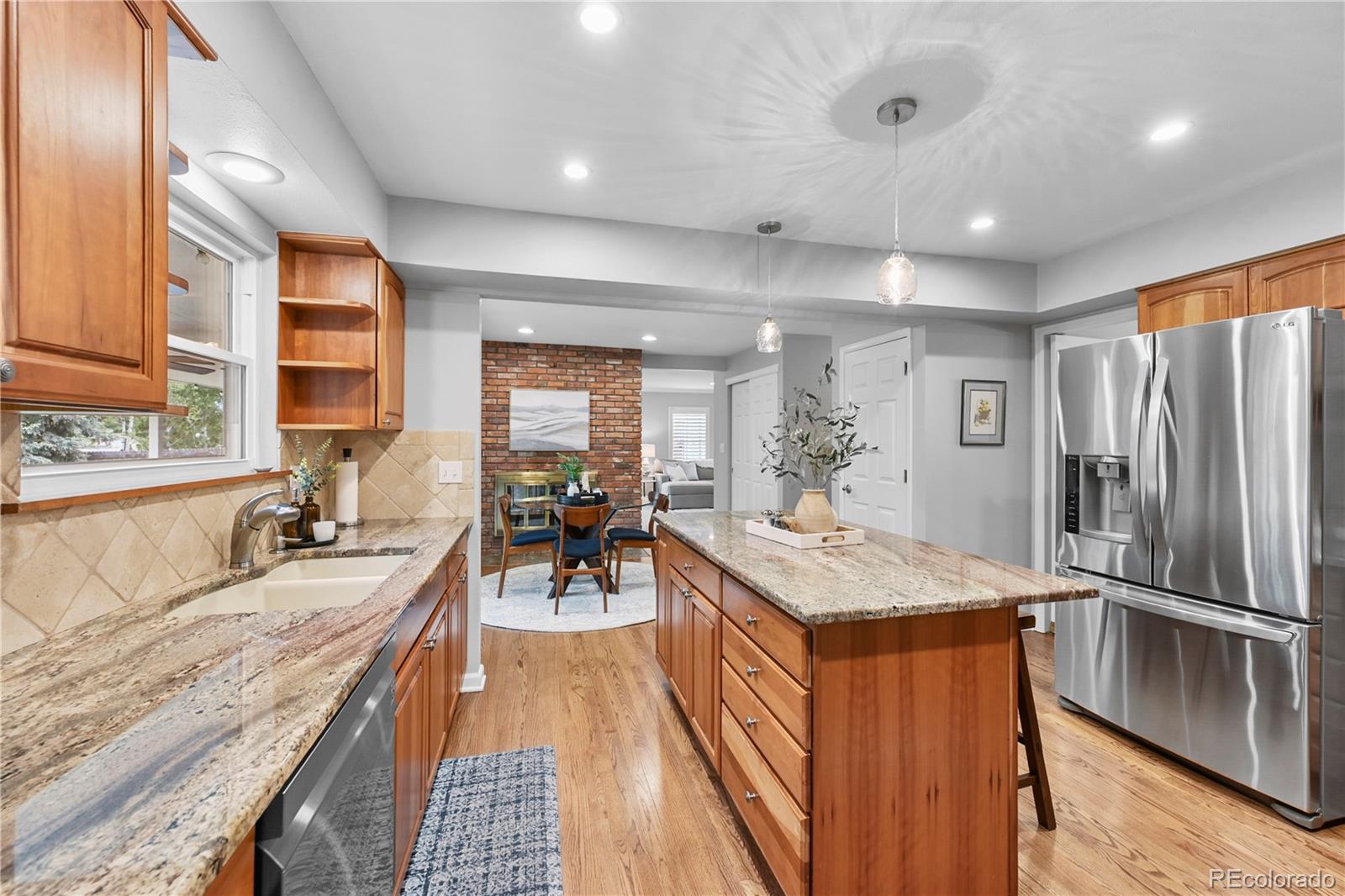 8896 W Prentice Avenue