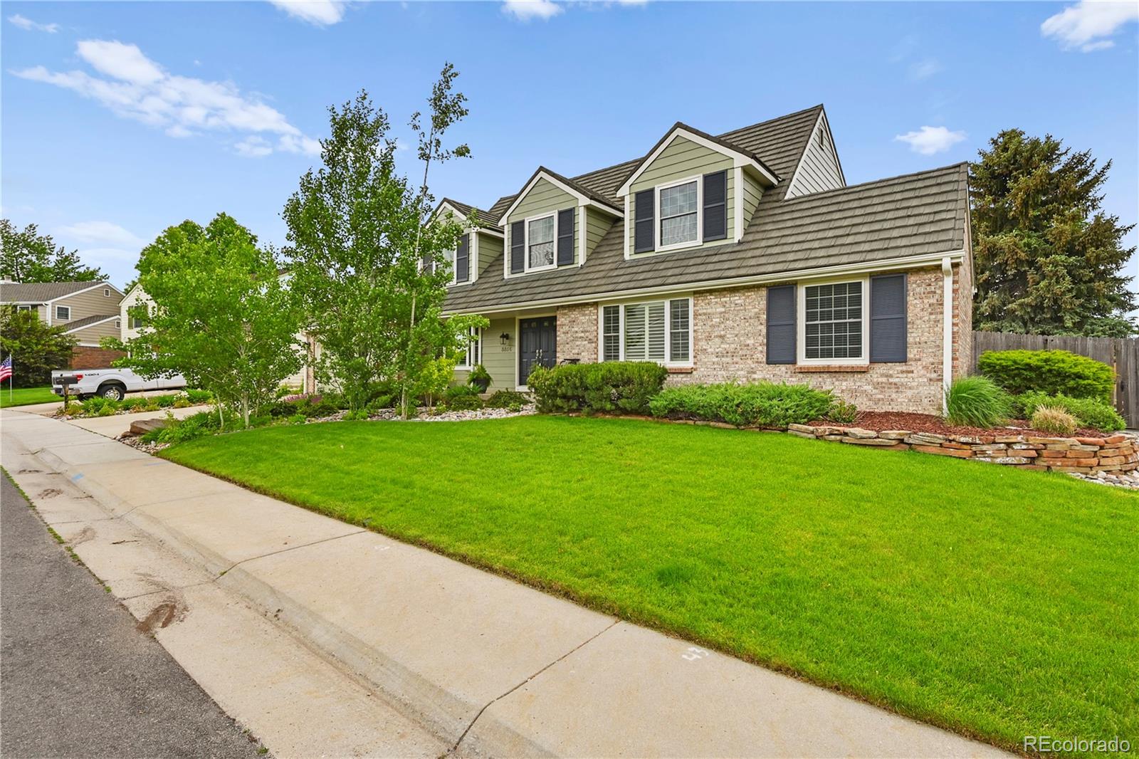 8896 W Prentice Avenue