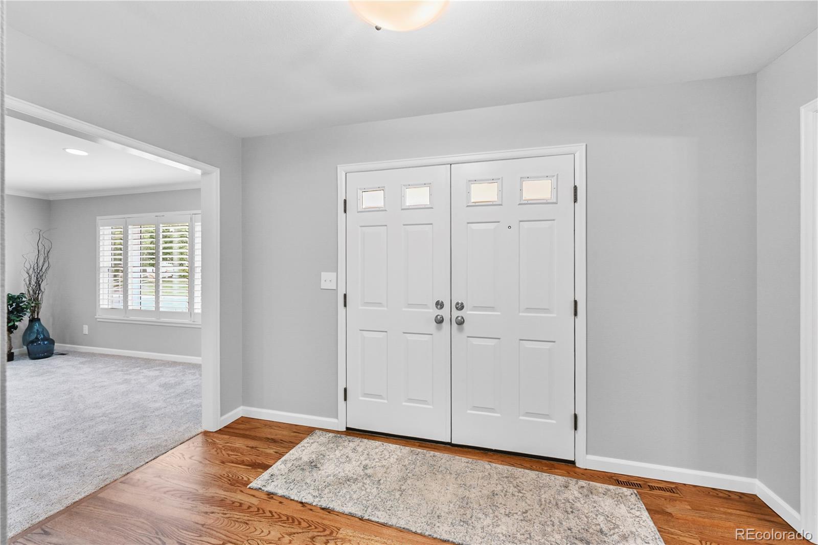 8896 W Prentice Avenue