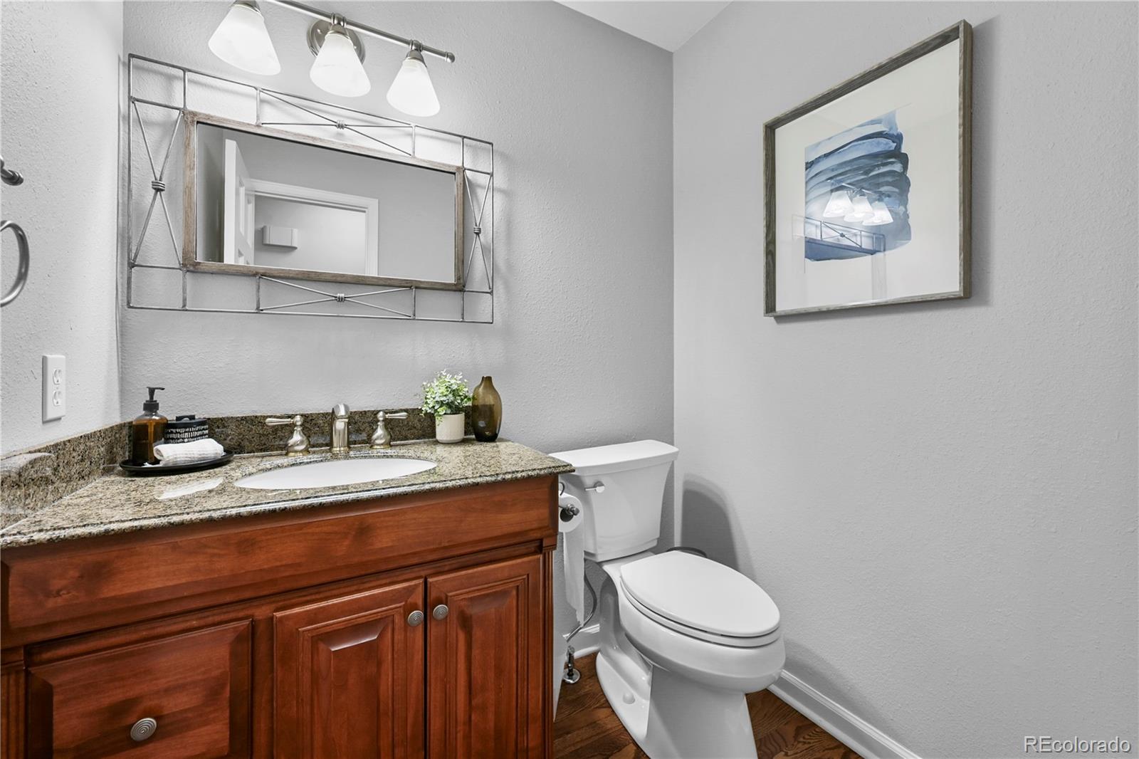 8896 W Prentice Avenue