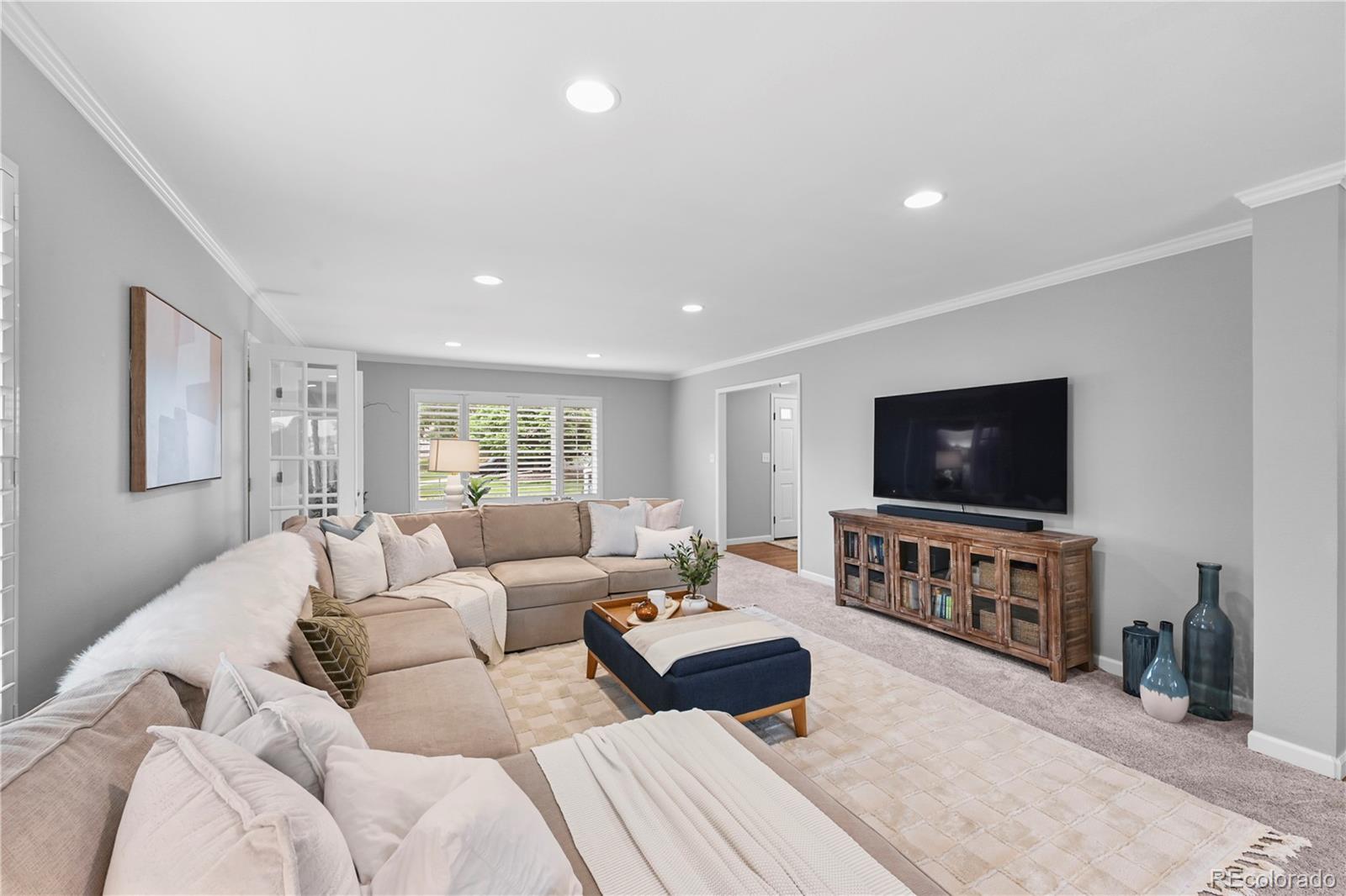 8896 W Prentice Avenue