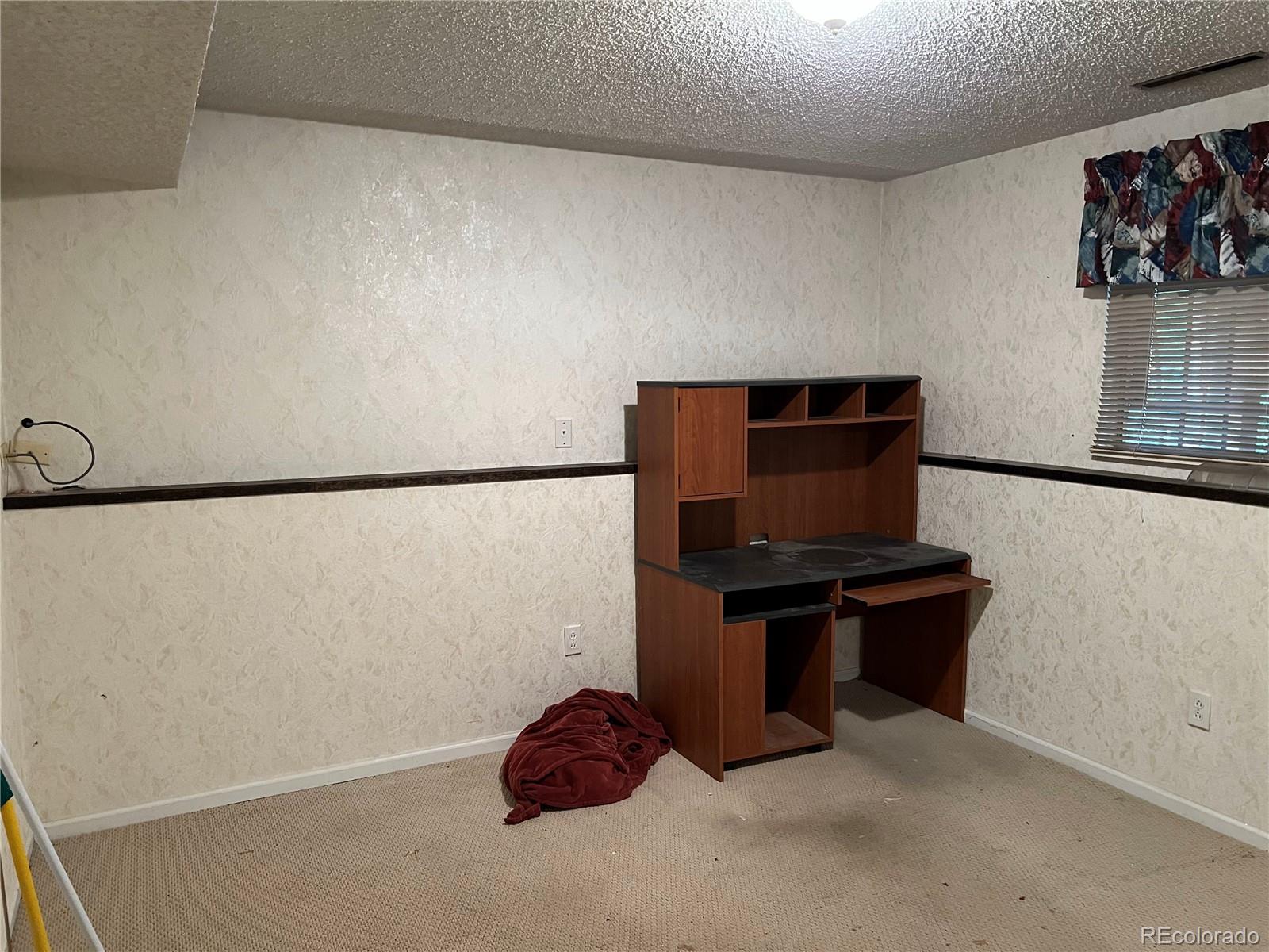 4725 Nightingale Drive