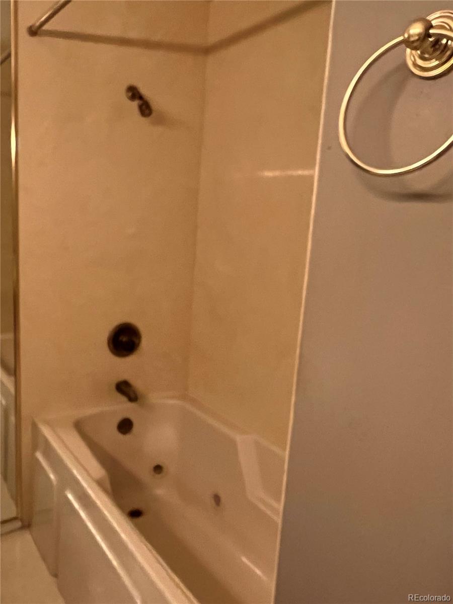 4725 Nightingale Drive