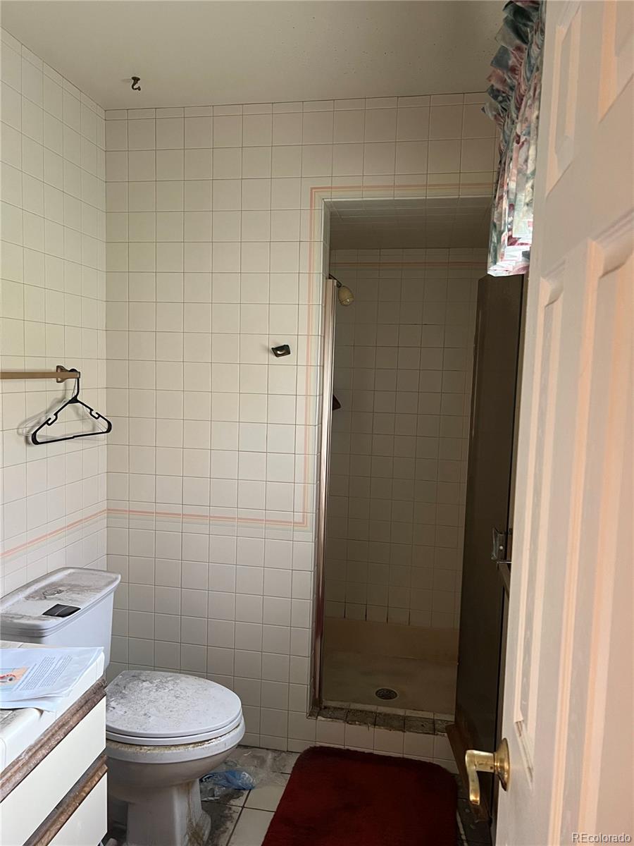 4725 Nightingale Drive