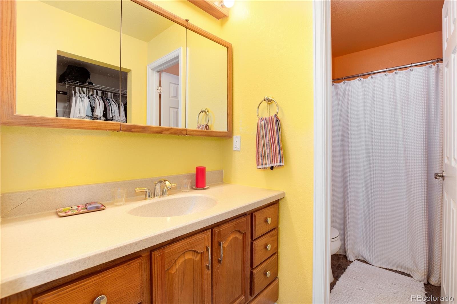 1065 E Nichols Avenue