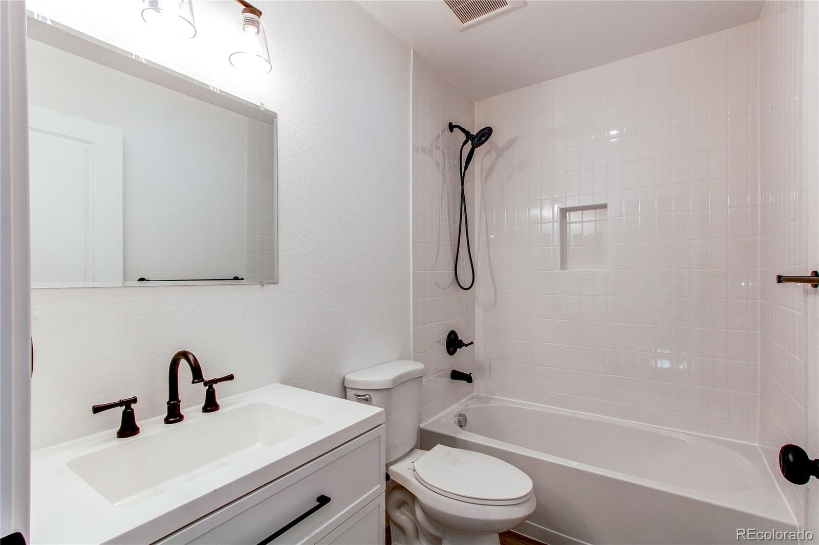 16378 E Radcliff Place Unit: B