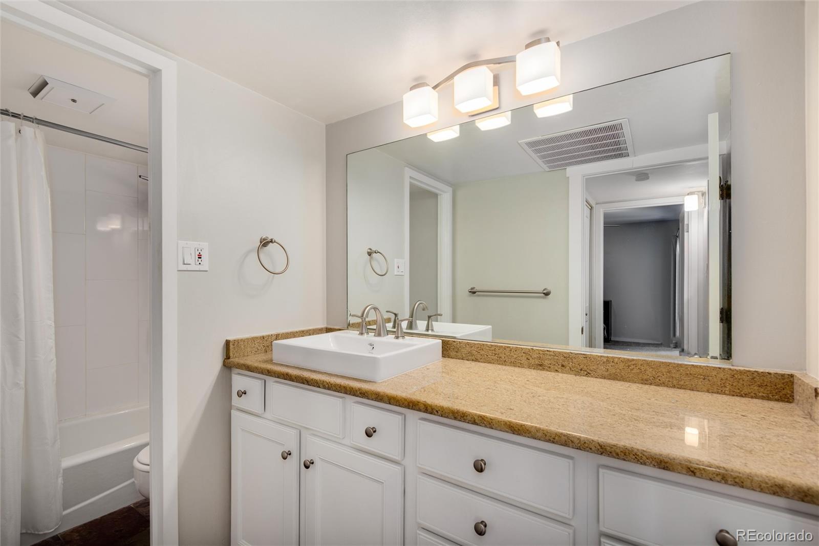 400 S Lafayette Street Unit: 705