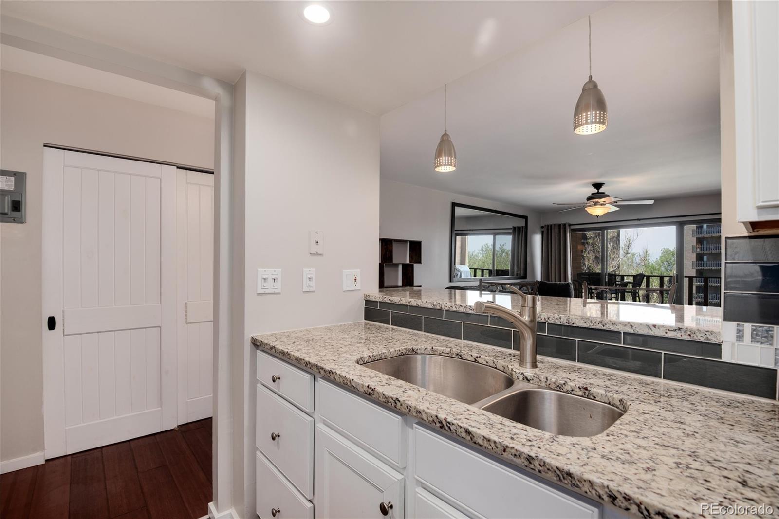 400 S Lafayette Street Unit: 705