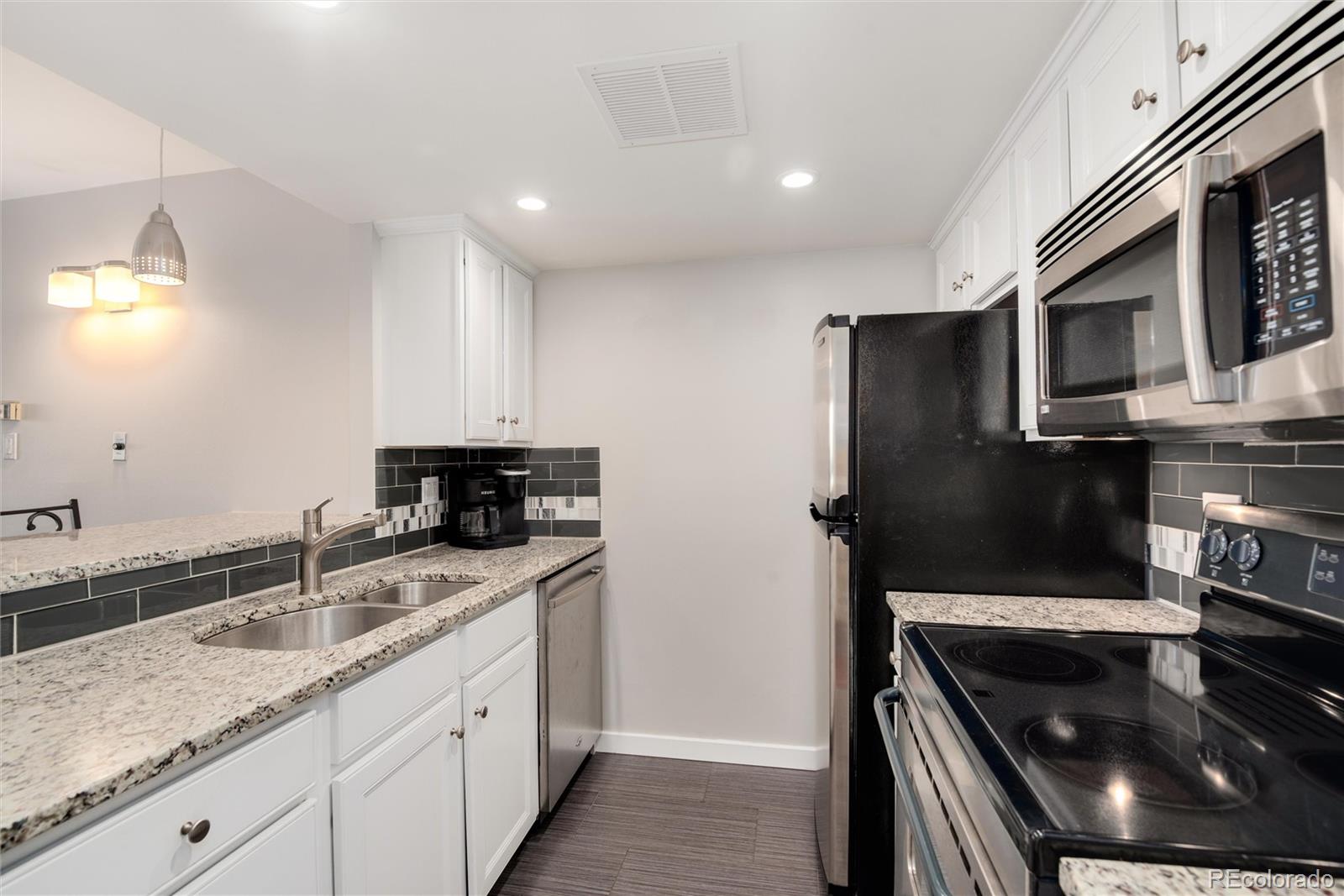 400 S Lafayette Street Unit: 705