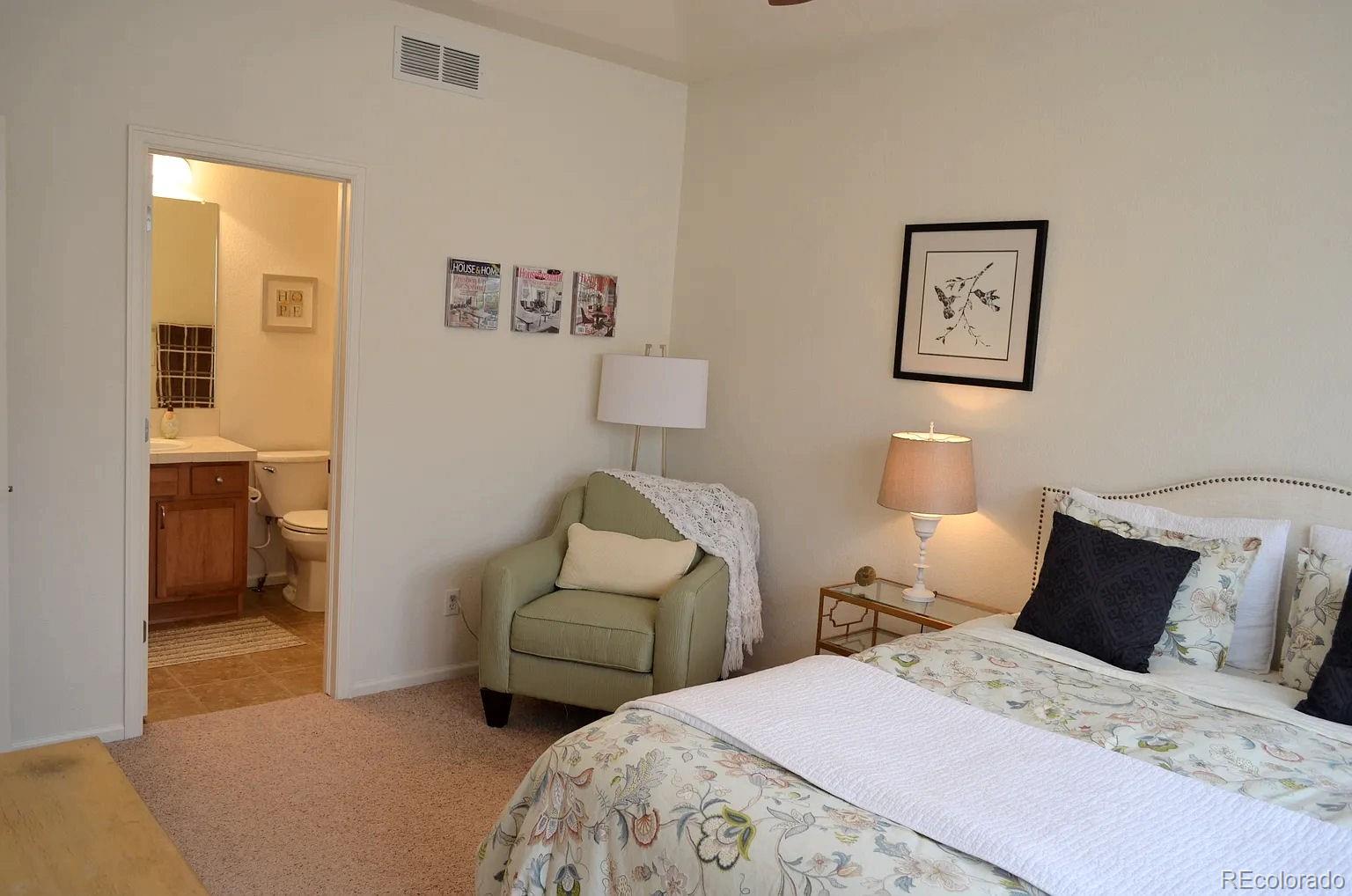 8925 E Nichols Place