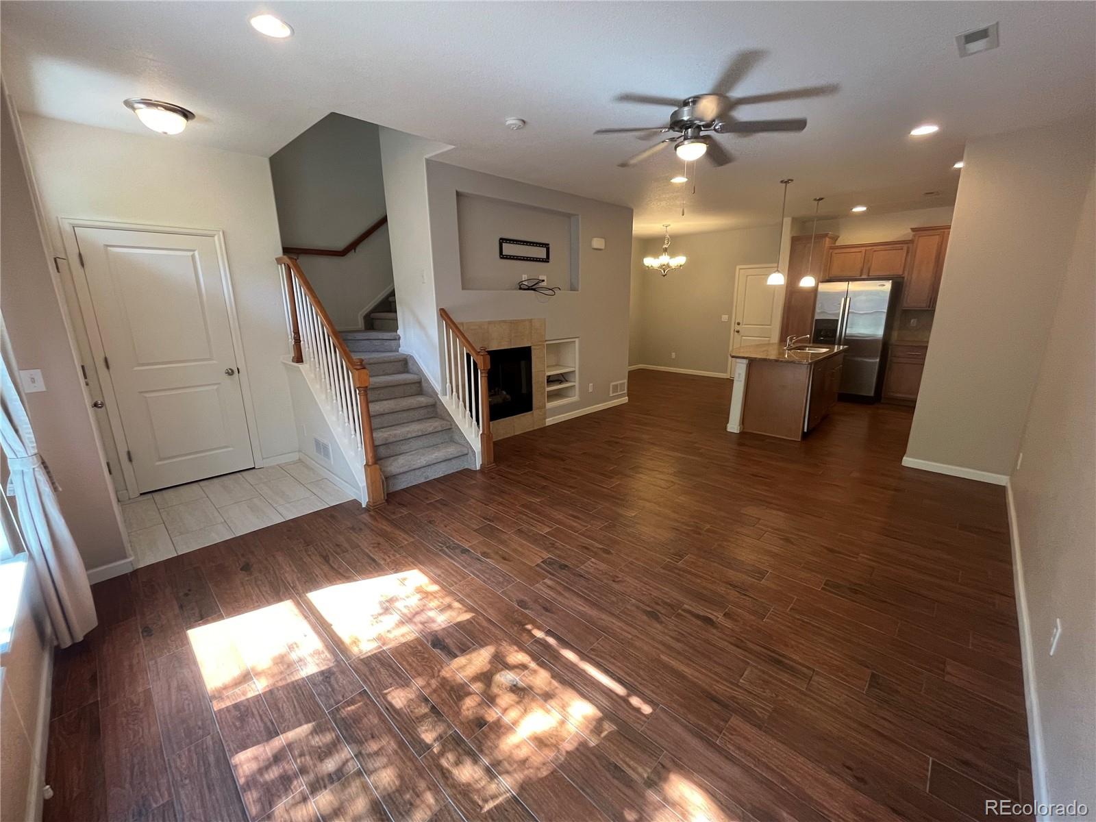 8925 E Nichols Place