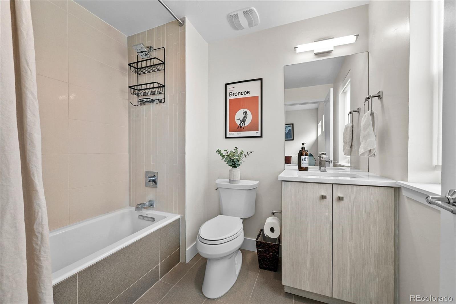 4031 W Conejos Place