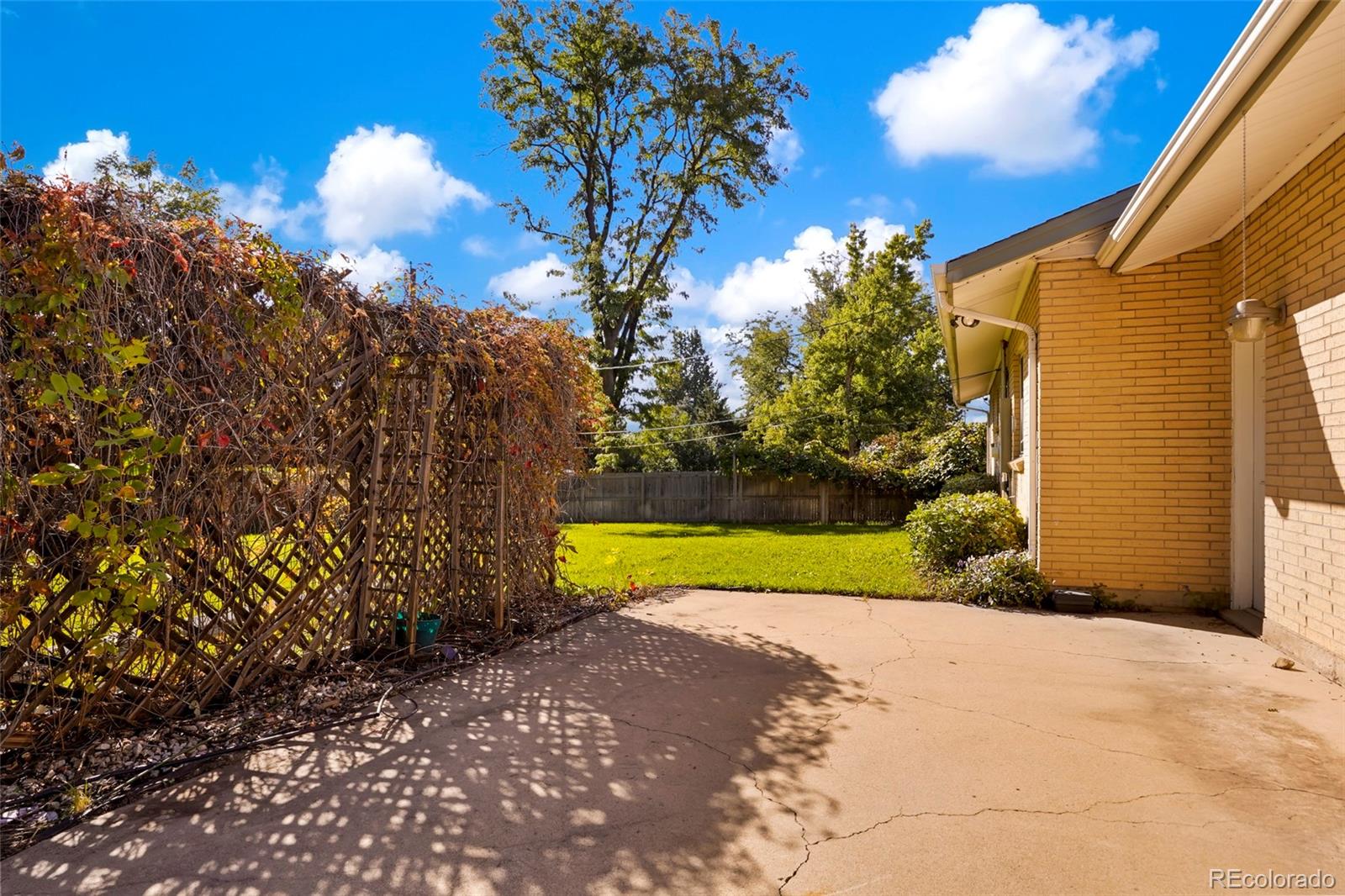 3240 S Lowell Boulevard