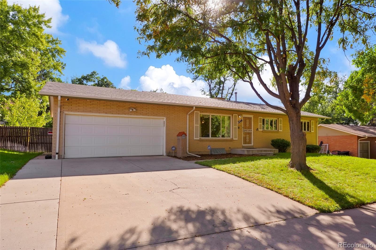 3240 S Lowell Boulevard