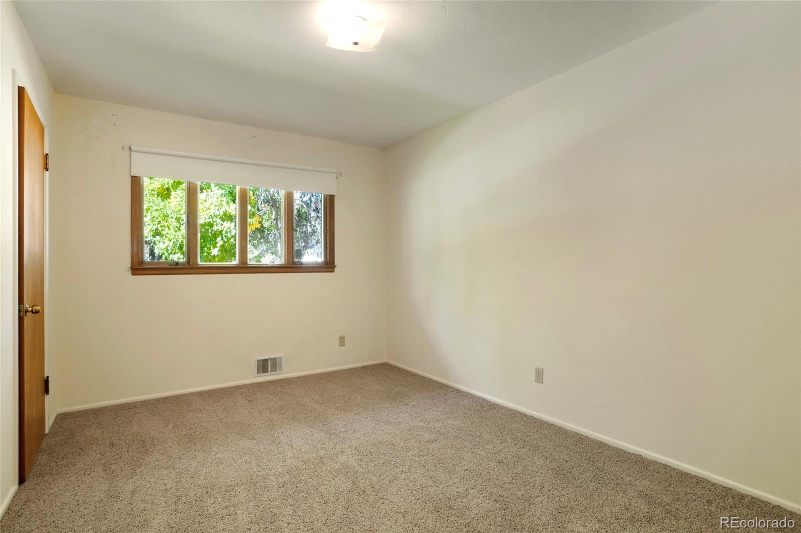 3240 S Lowell Boulevard